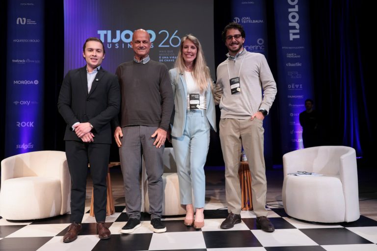 Painel 7 - Tijolo Business 26